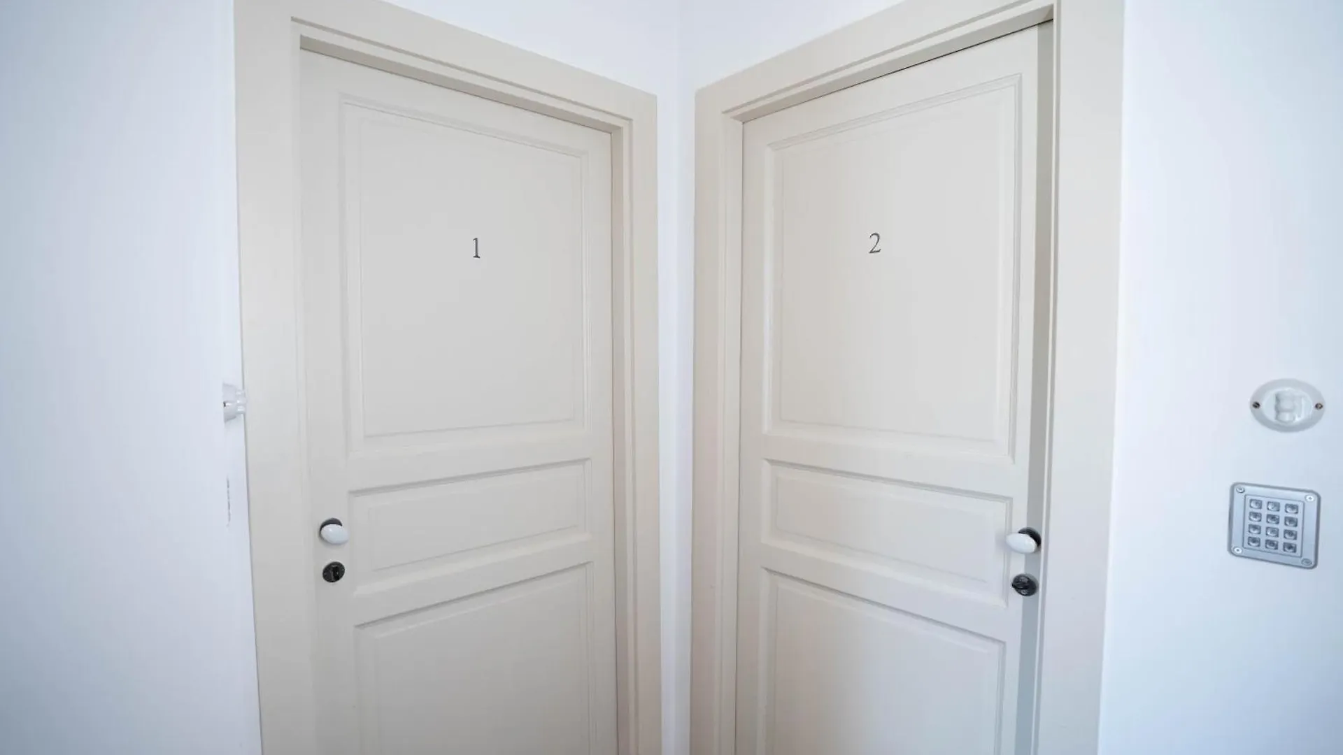 Guest house 101 Flats Candia'S Suites Rome Italy